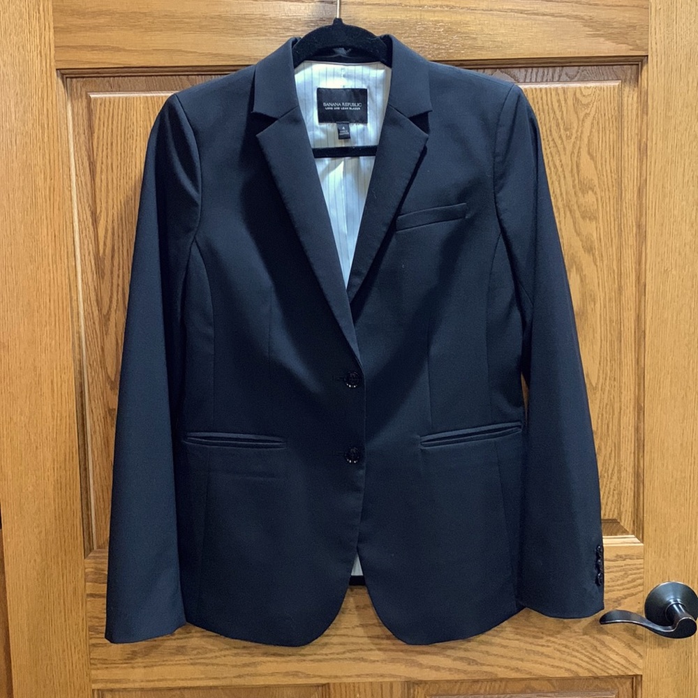 Banana Republic fine wool long and lean blazer